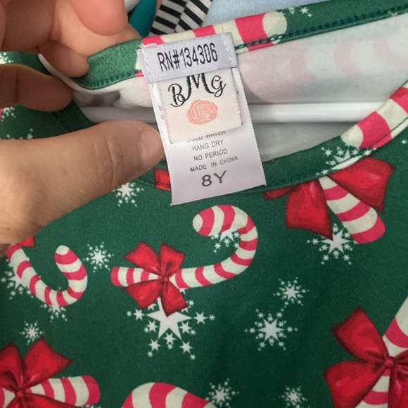 Candycane dress. - Picture 2 of 5